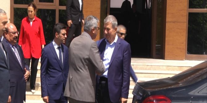 Sağlık Bakanı Demircan’dan Çorum Valiliği’ne Ziyaret