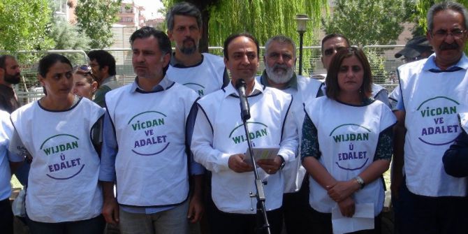 Hdp Diyarbakır’daki Eylemine Son Verdi