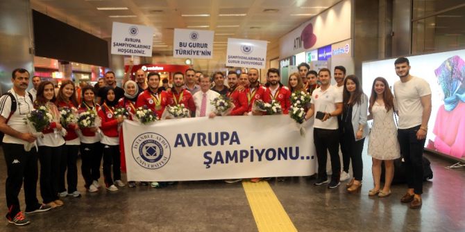 İstanbul Aydın Üniversitesi Karatede Avrupa Şampiyonu!