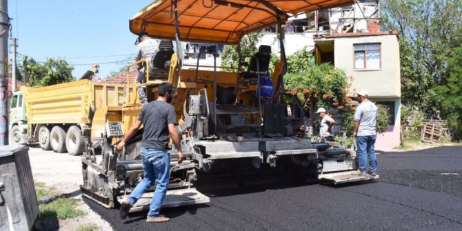 Düzce Akpınar Mahallesi Asfaltlanıyor