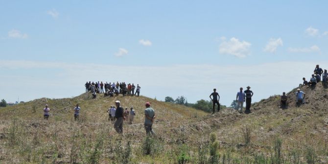 Bafra’da İki Mahalle Arasında Sular Durulmuyor