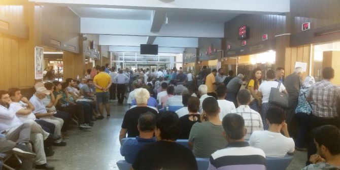 Vergi Dairelerinde Son Gün Yoğunluğu