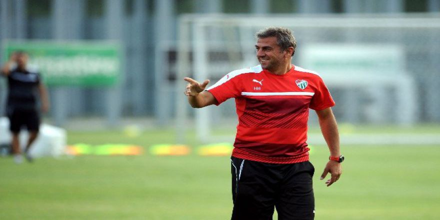 Hamzaoğlu Danimarka’ya Gitti