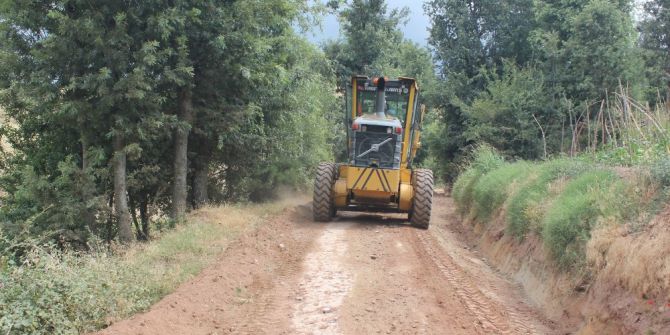 Baktırlı’nın Ova Yollarında Hummalı Çalışma