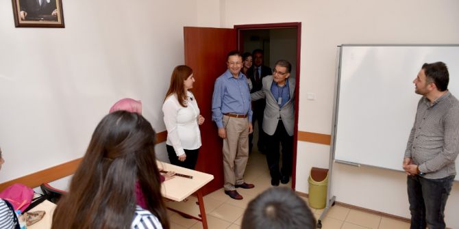 "Anadolu Mektebi Yazar Okumaları Programı" Başlatıldı