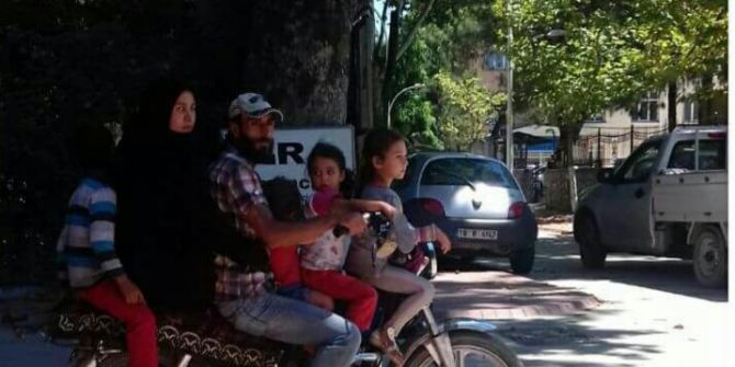 Motosiklette Tehlikeli Yolculuk