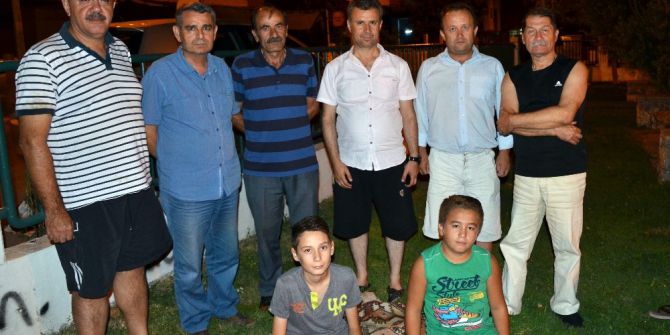 Depreme Farkındalık İçin 10 Gündür Nöbetteler