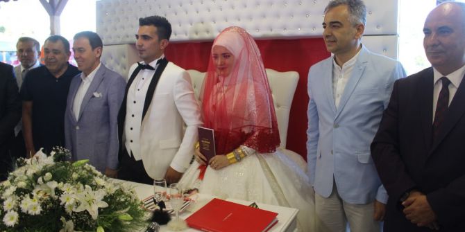 Türkiye Maden İşçileri Sendikası Genel Başkanı Nurettin Akçul Nikah Şahidi Oldu