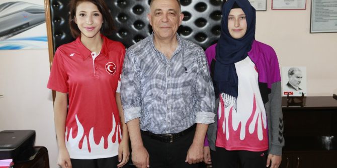 Şampiyonları Başarılar Dileyerek Uğurladı