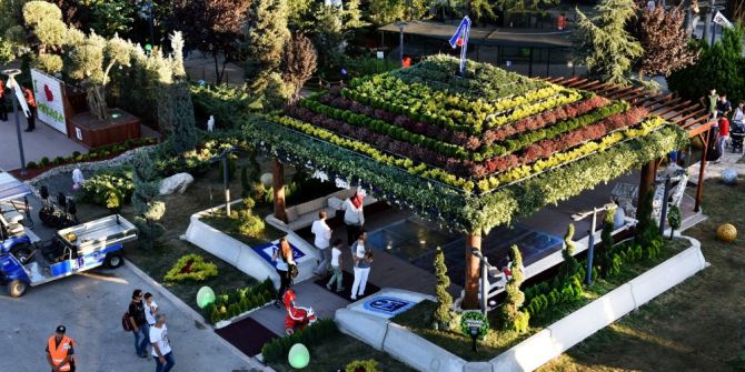 Festivalde Bitkilerden Ev Yaptılar