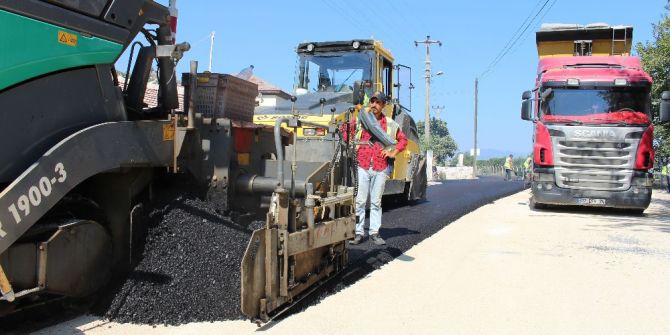 Büyükşehir’den Finike’ye Asfalt Seferberliği