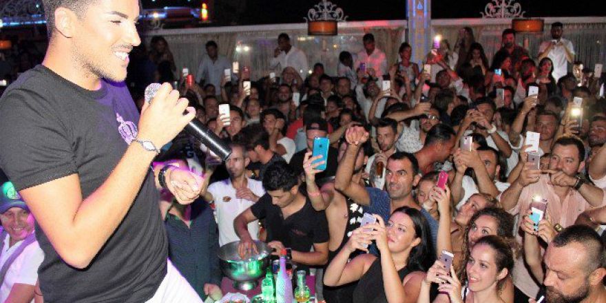 Bodrum’da Kerimcan Durmaz İzdihamı