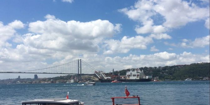 Türk Akımı Boru Hattı İnşaatına Boruları İndiren Şantiye Gemisi İstanbul Boğazı’ndan Geçti