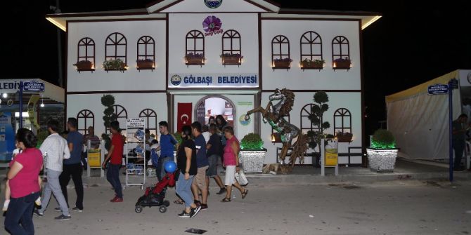 Ankara Festivali’nde Gölbaşı Belediyesi Standına Yoğun İlgi