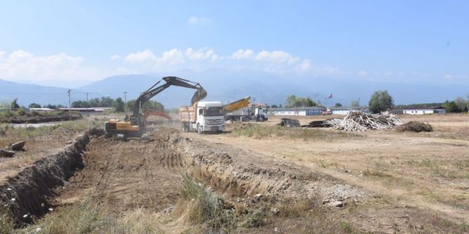 Şıralık Spor Kompleksi İçin Temel Atıldı