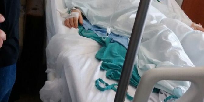 Genç Kadın Silahla Kendini Yaraladı