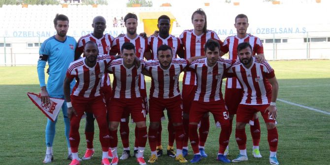 Sivasspor Hazırlık Maçını 3 Golle Kazandı