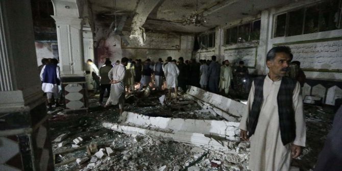 Afganistan’da Camiye Bombalı Saldırı:20 Ölü