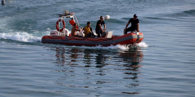 3 Kafadar, Doğum Günü Kutlamak İçin Deniz Bisikleti İle Açıldıkları Gölde Mahsur Kaldı