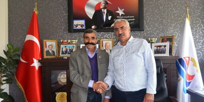 Muhtarlardan Başkan Sekmen’e Teşekkür