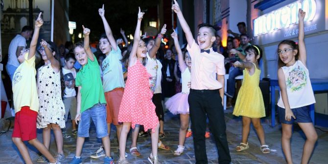 490 Minik Kursiyer Yeteneklerini Sergiledi