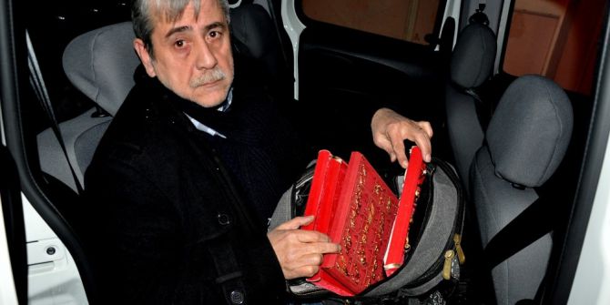 Altın Hırsızı Hakim Karşısında