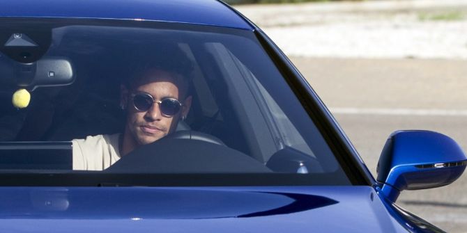 Neymar Adım Adım Psg’e