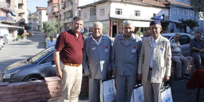 Vezirhan’da Kutsal Topraklara Gidecek Hacı Adayları Uğurlandı