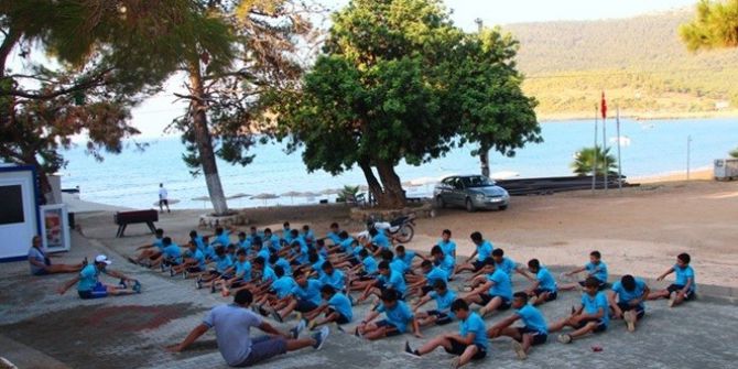 Mersin Emniyeti’nden Öğrencilere Yaz Kampı Etkinliği