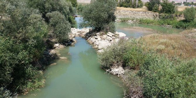 Günyüzü’de Kuraklık Nedeniyle Tarla Sulamalarına 4 Gün Ara Verildi