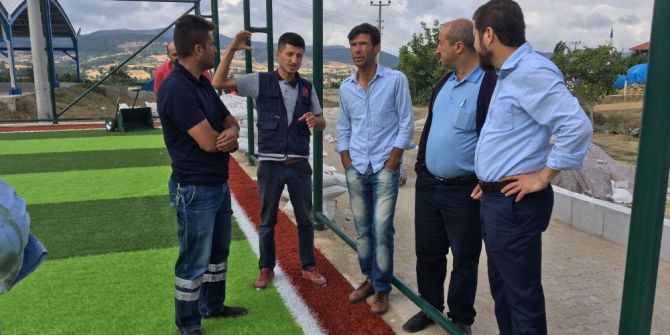 Sındırgı’lı Gençlere Halı Saha