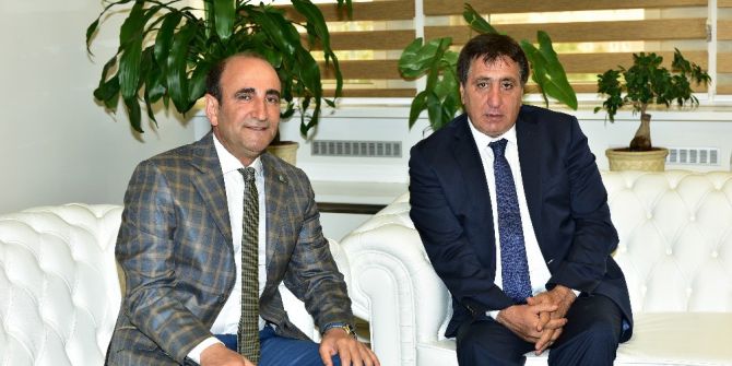 Başkan Edebali Vali Küçük’e Kentsel Dönüşümü Anlattı