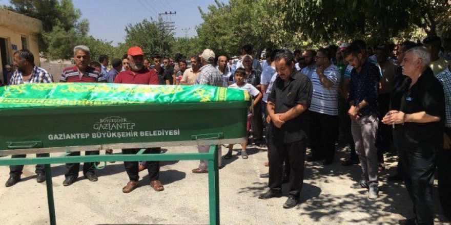 27 Genel Yayın Yönetmeni Mehmet Alıcı’nın Annesi Son Yolculuğuna Uğurlandı