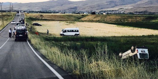 Muradiye’de Trafik Kazası: 7 Yaralı