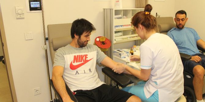 Basketbolcular Sağlık Kontrolünden Geçti