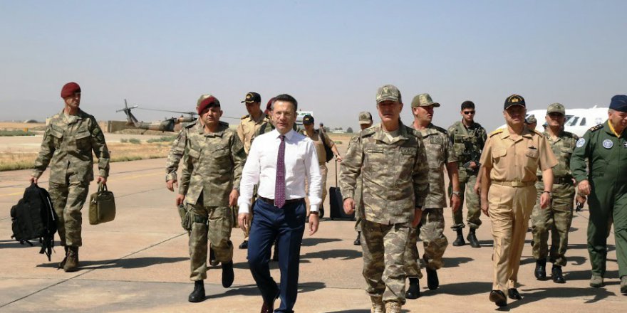 Genelkurmay Başkanı Akar, Kuvvet Komutanları İle Diyarbakır’a Geldi