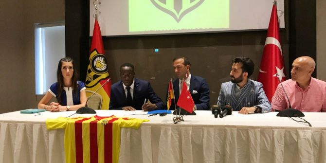 Aly Cissokho, Evkur Yeni Malatyaspor’a İmzayı Attı