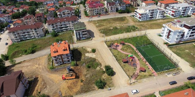 Başiskele’de Yol Çalışmalarına 10 Bin Ton Asfalt