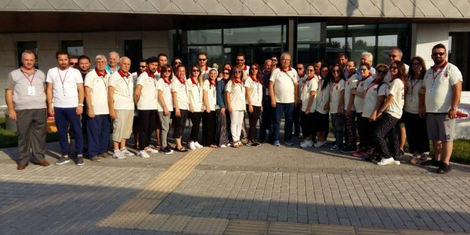 Adapazarı Halk Oyunları Ekibi İtalya’da