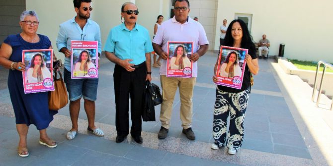 Sevgilisini Öldürüp Maç İzlemeye Gitmişti