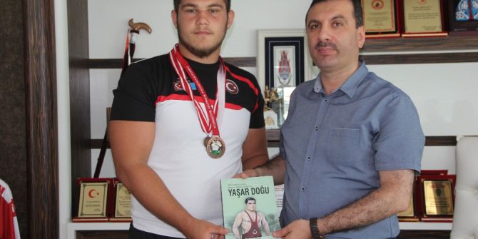 Yaşar Doğu’nun İzinde