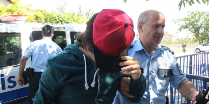 Konya’da “Hero” Tişörtlü Gence Gözaltı