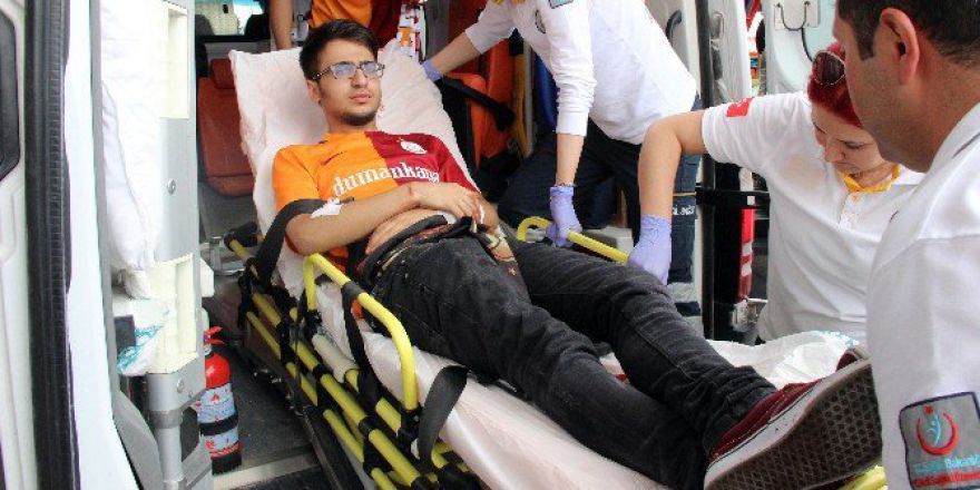 Konya’da Galatasaraylı 4 Taraftar Bıçaklandı