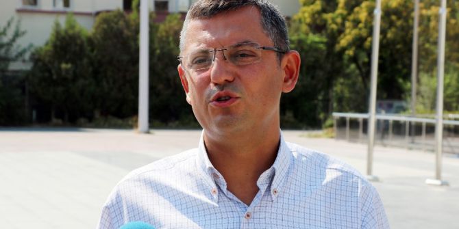 Chp’li Özel’den Görmez Ve Terim Yorumu