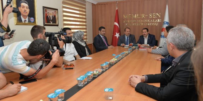 Ak Parti Genel Başkan Yardımcısı Karacan’dan Memur-sen’e Ziyaret