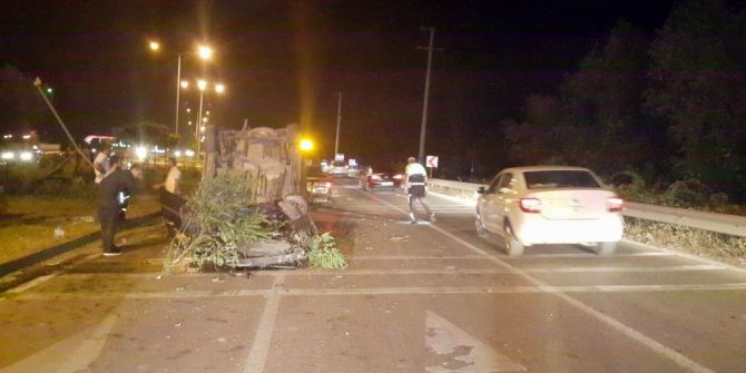 Samsun’da Kamyonet Takla Attı: 2 Ağır Yaralı
