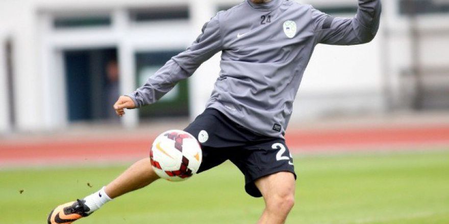 Karabükspor, Lazerevic İle Anlaştı