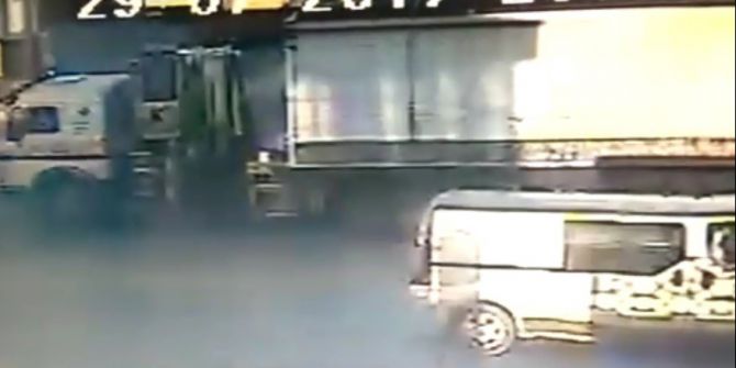 Bir Ev Çalmamışlardı Onu Da Yaptılar