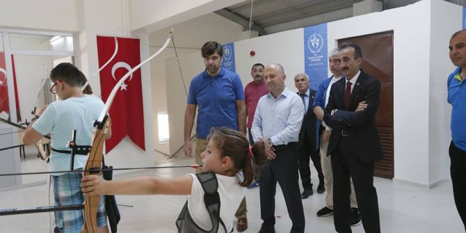 Vali Varol: “Sporu Toplumun Tüm Kesimlerinde Yaygınlaştırmalıyız”