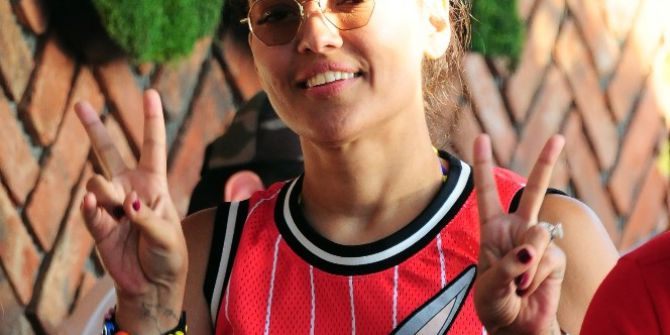 Okan Çaldı, Demet Akalın Eğlendi